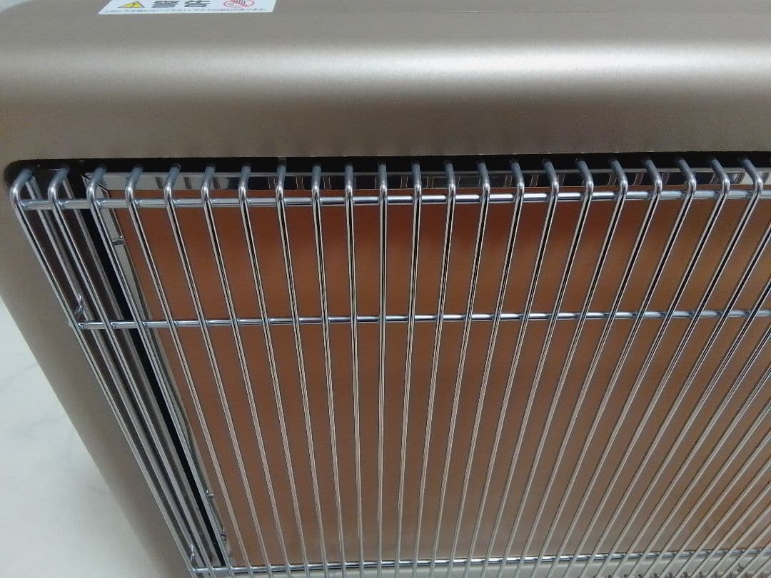 ☆美品☆ サンルミエ タイマー付き 遠赤外線パネルヒーター E800L-TM3