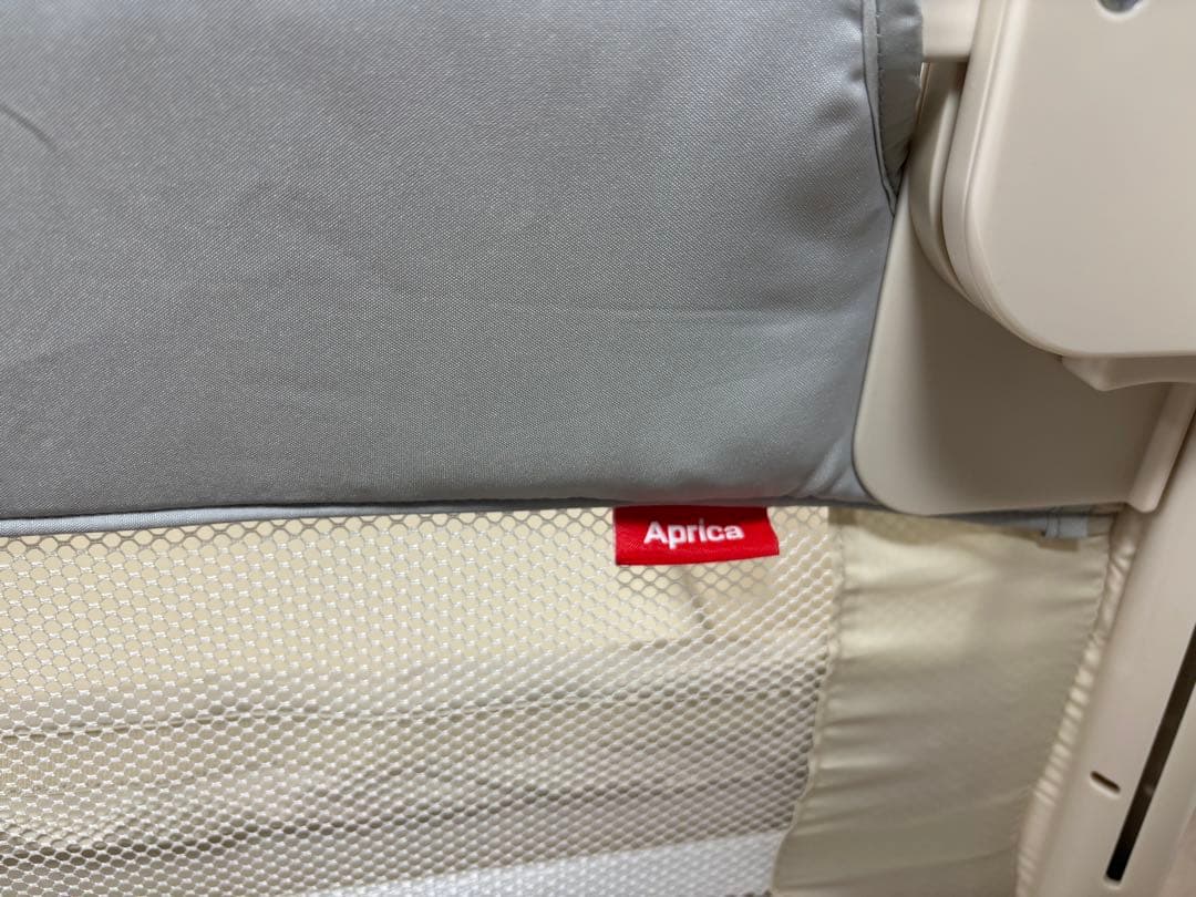 美品　Aprica ベビーベッド ココネル　エアープラス　ココネルエアー