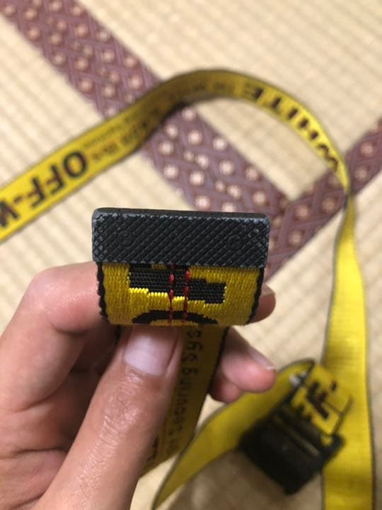 その他 off-white