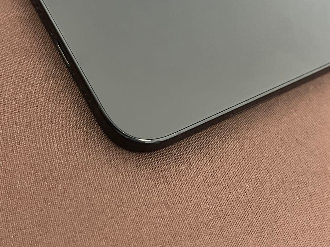 Apple iPhone16 おまけ付き！　※最終値下げ