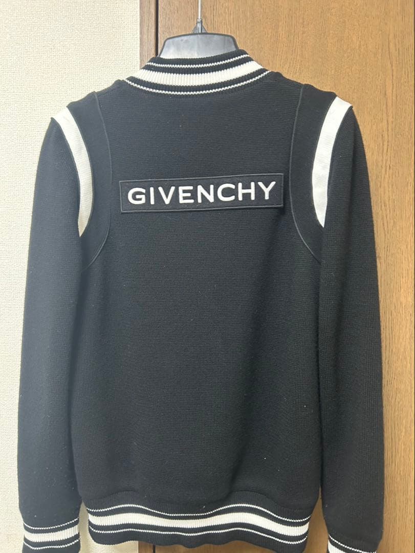GIVENCHY ブルゾン