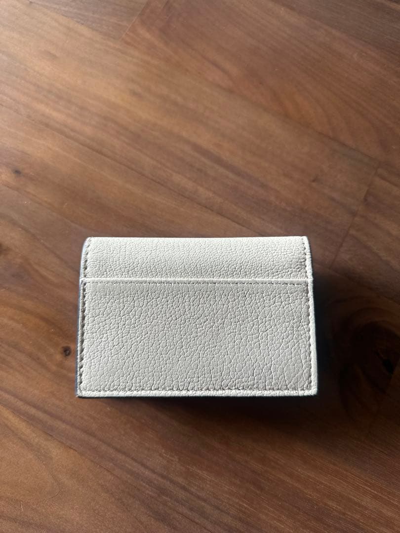 Dior アイボリー レザー 名刺入れ