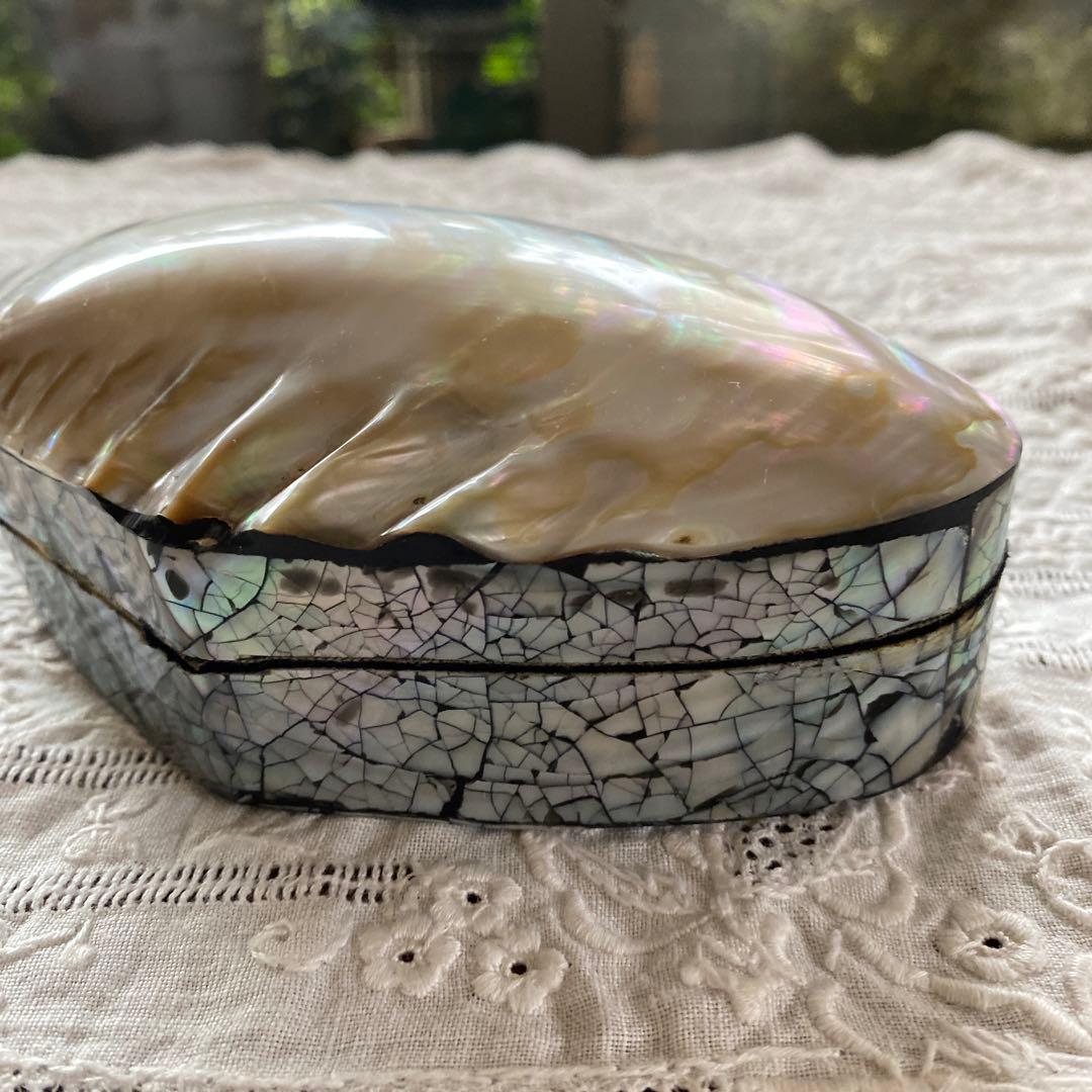 レア　螺鈿　宝石箱　小物入れ　置物　飾り物　綺麗　貝殻　キラキラ