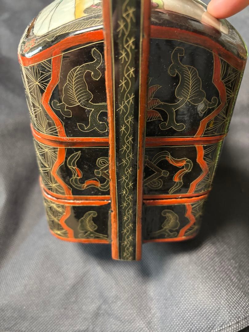 中国古美術品　清末民国時代　粉彩黒漆食匣　食盒 高さ約25cm