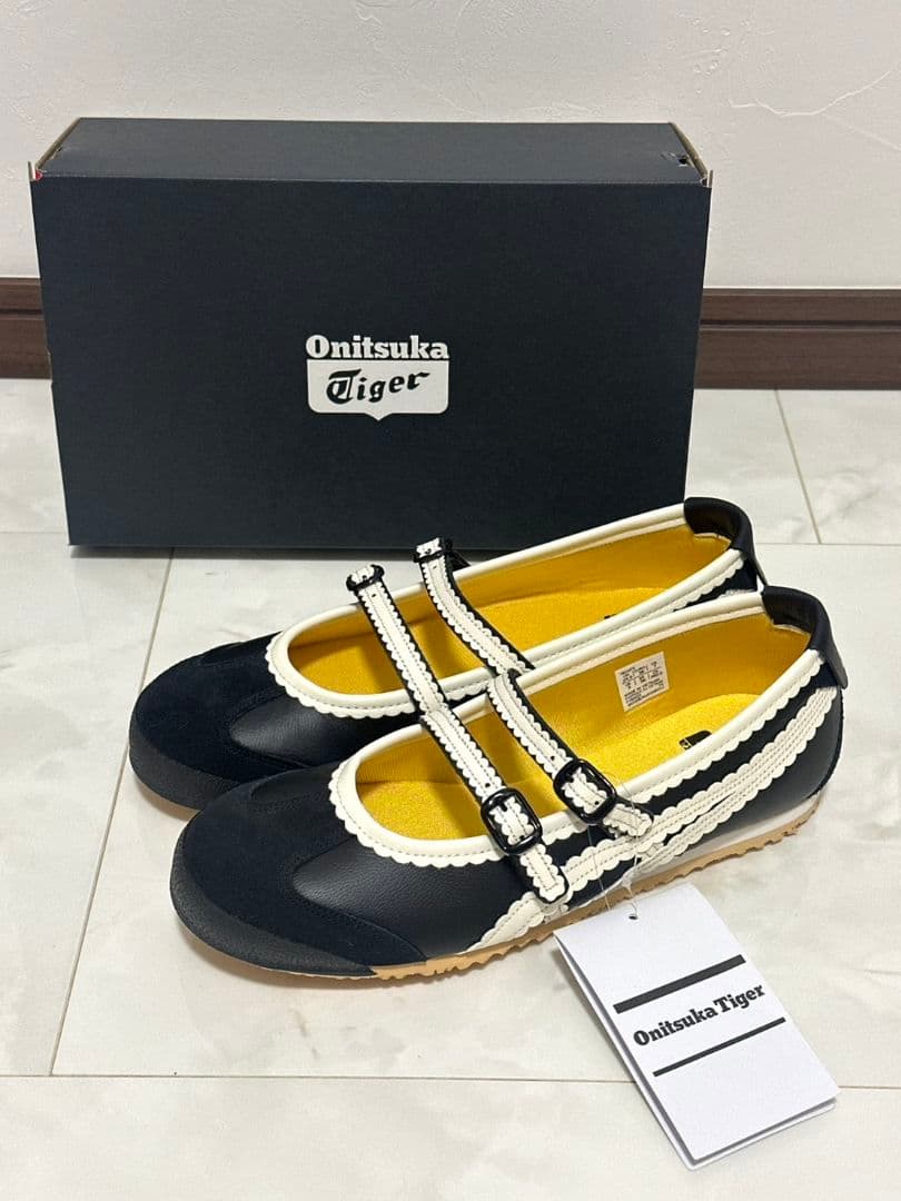 新品☆ オニツカタイガー Mexico66 TGRS