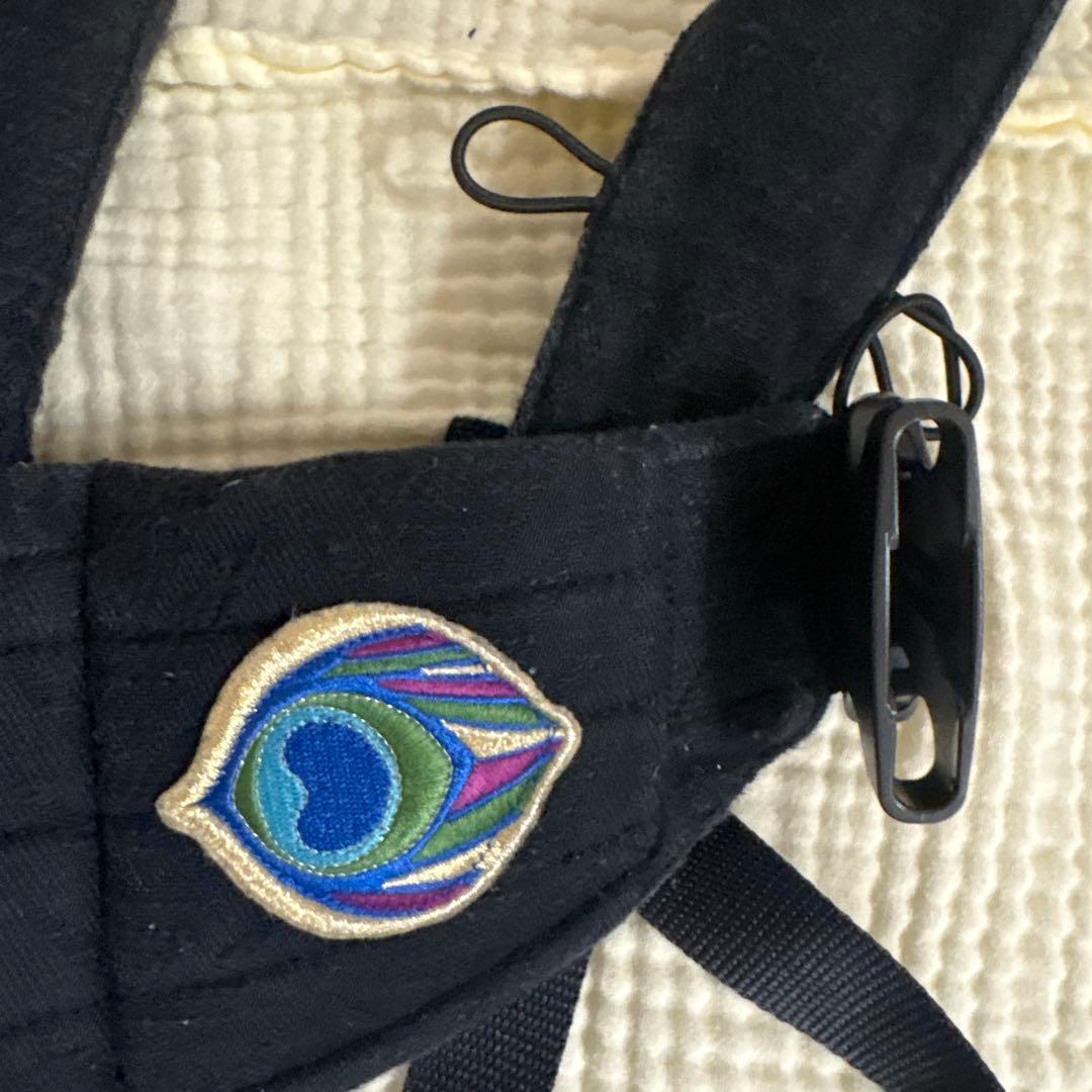 アーティポッペ　抱っこ紐　ブラック