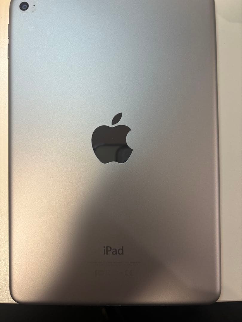 Apple iPad mini 4 64GB シルバー