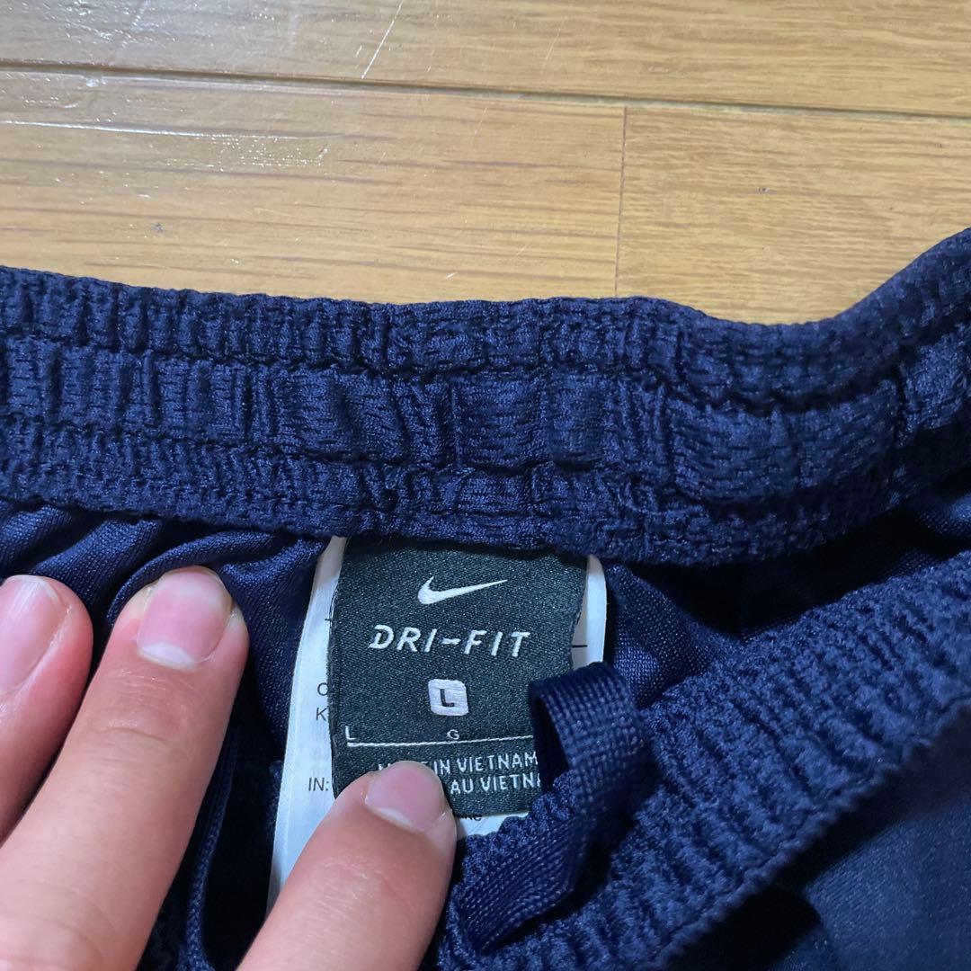 Nike 赤ジャージ 26 & 紺パンツ 2