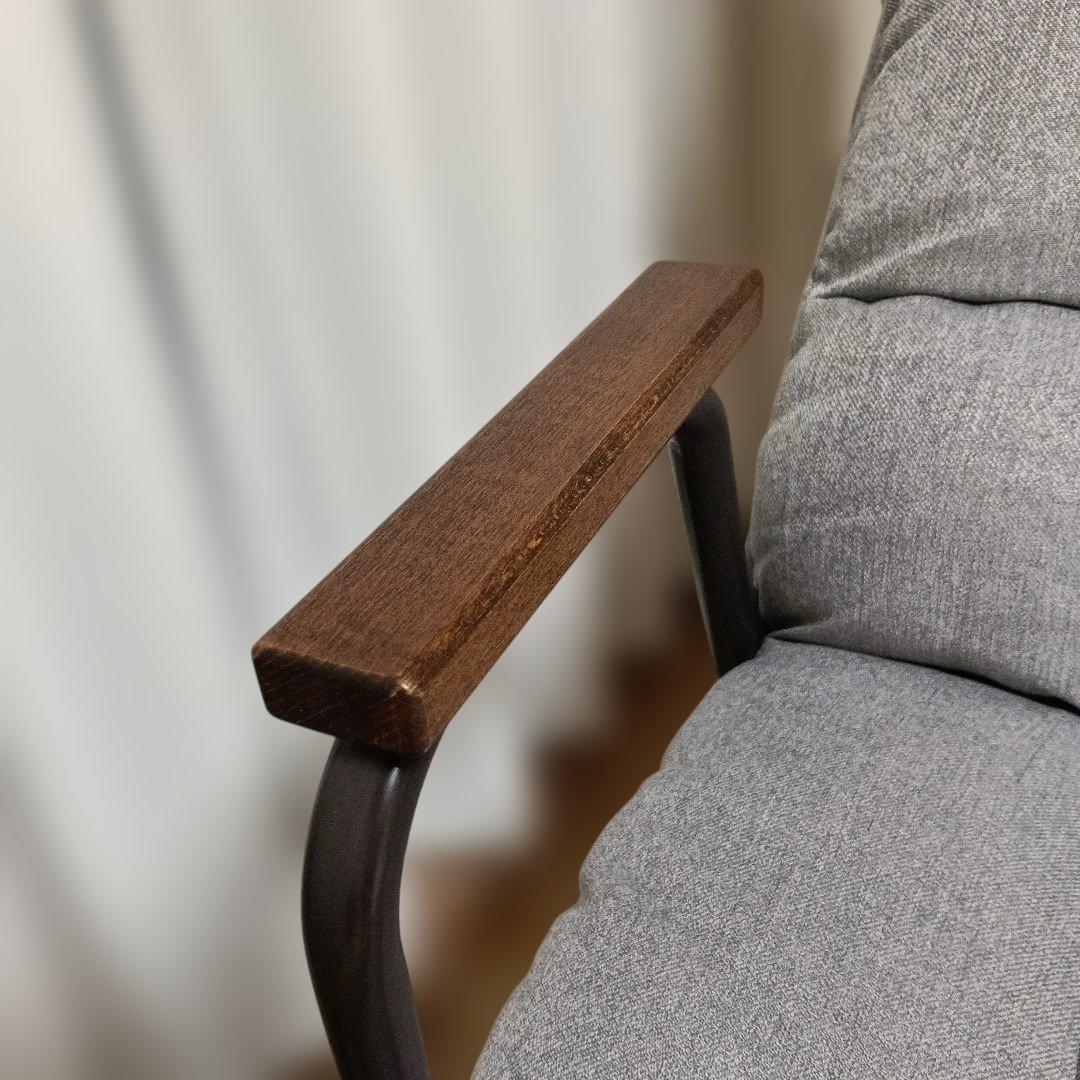 リクライニング機能付き　グレー　ソファ　一人掛けチェア