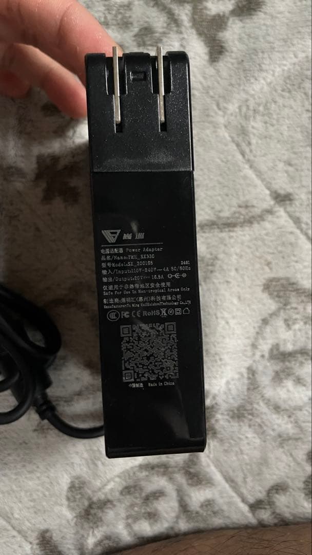 AOOSTAR XG76 EGPU RX7600M OCuLinkとUSB4接続