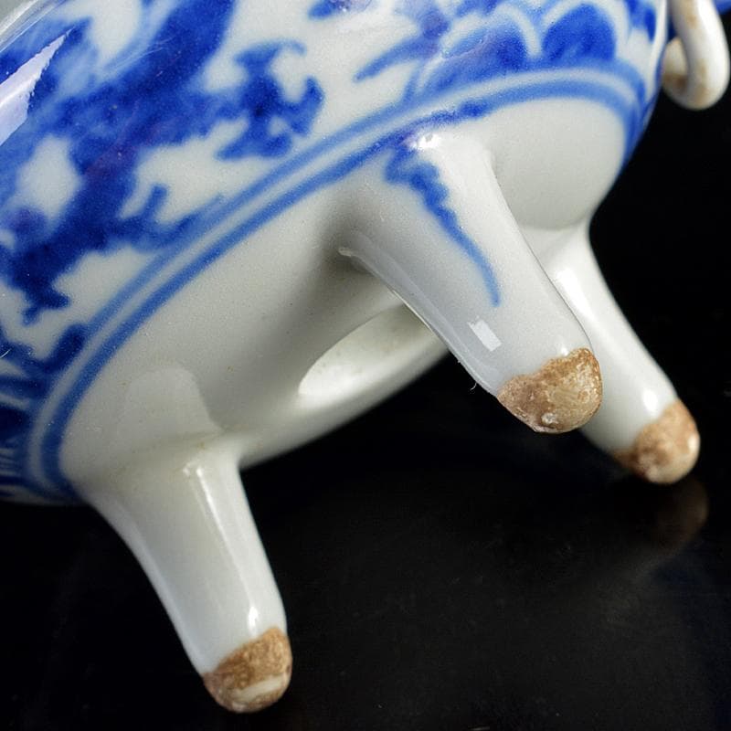 中国　青花　龍文　三足遊環香炉　小さな香炉　唐木蓋付　C　R5853
