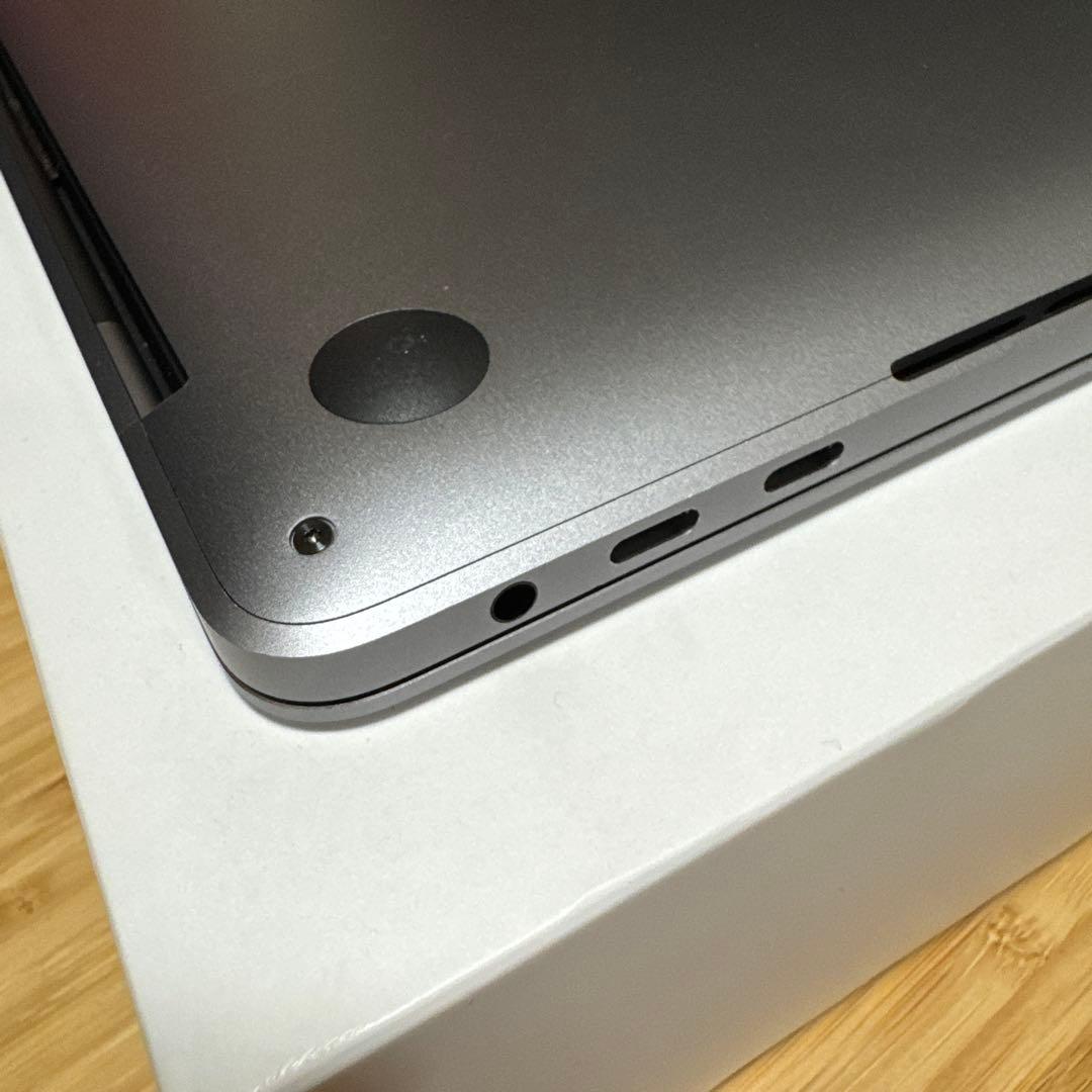 MacBook Pro 13 2020 i7/32G/1TB 良品