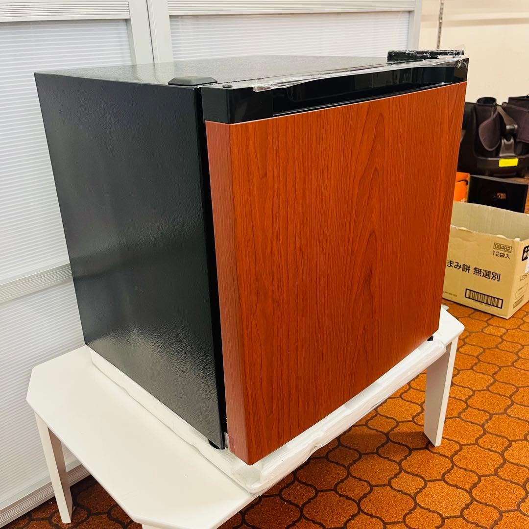 アイリスオーヤマ　冷凍庫　31リットル　ホワイト　2023年製