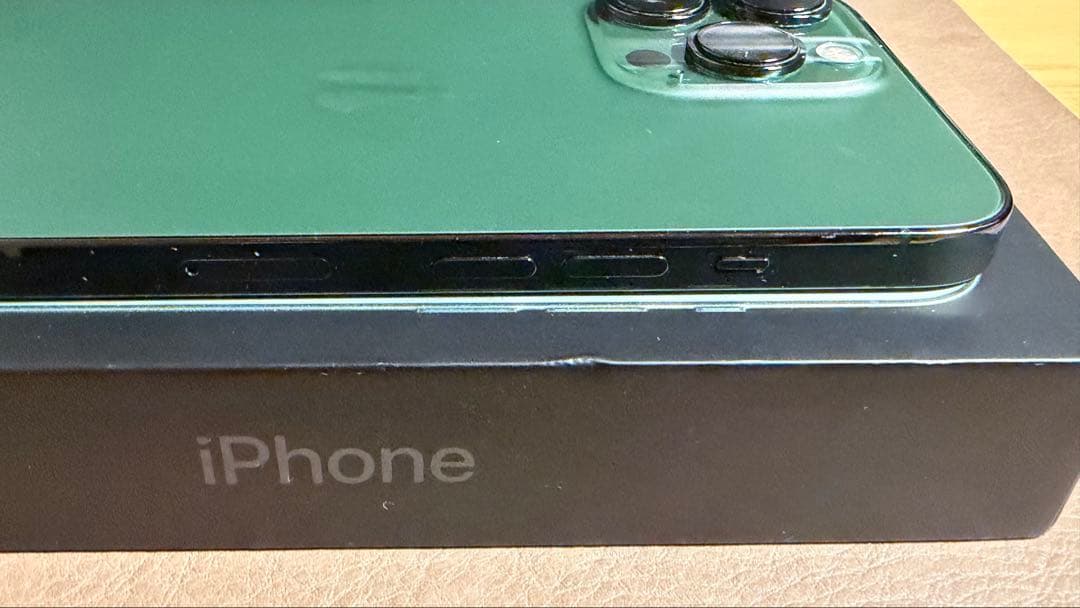 iPhone 13 Pro 256GB アルパイングリーン バッテリー90%