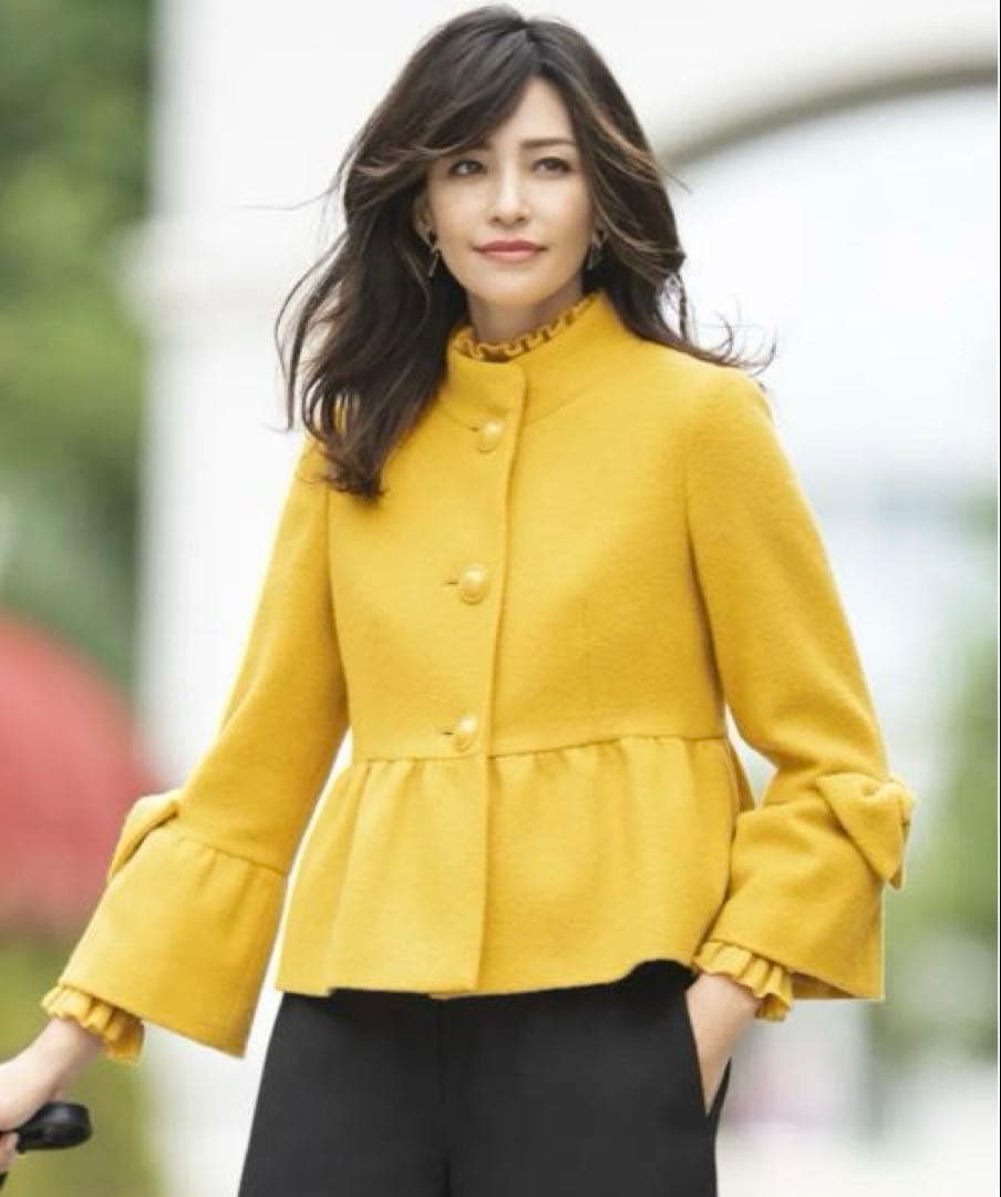 綺麗なお姉さんのM’s Gracyカタログ掲載ショートコート