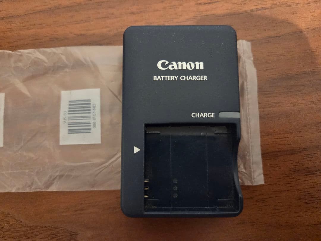 早い者勝ち！【美品】Canon IXY DIGITAL 20 IS 本体と付属品