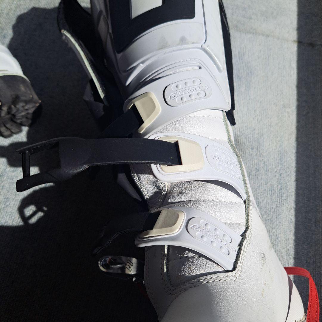 sさん専用です GAERNE バイクブーツ ホワイト