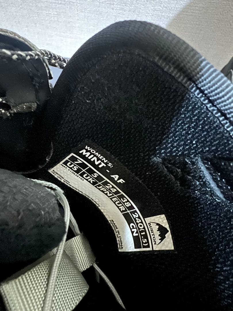 BURTON MINN 1 AF 女性用スノーボードブーツ ブラック