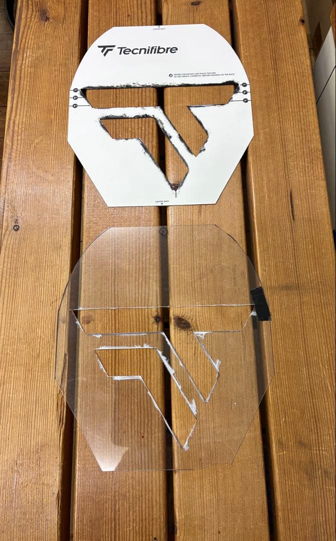 Tecnifibre T−FIGHT 300 テニスラケットG2