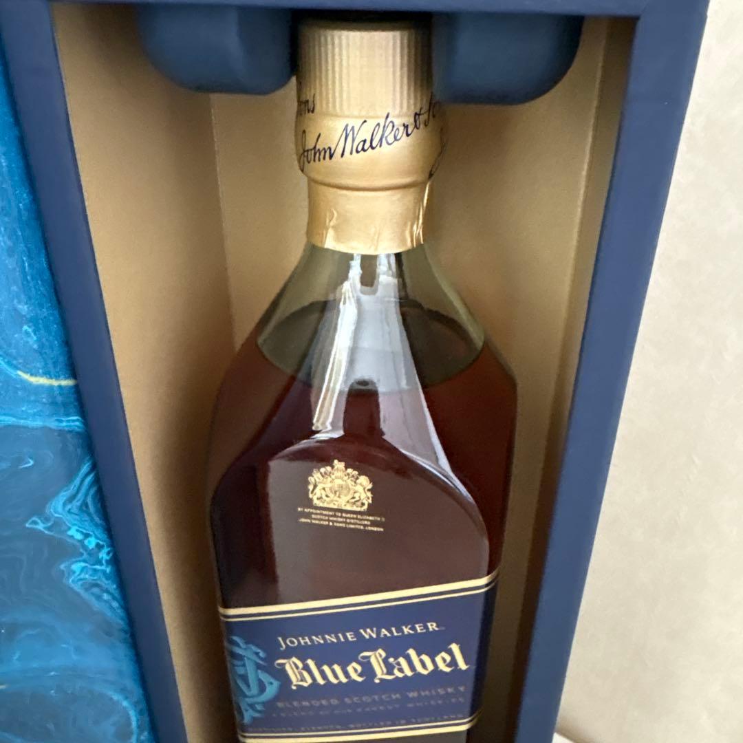 ジョニーウォーカー ブルーラベル 箱付き