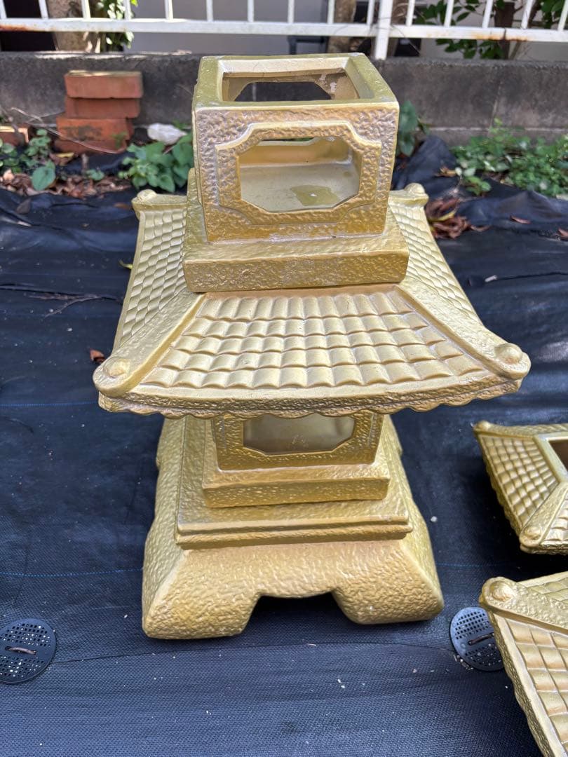 金色 三重塔風 置物 約９５cm