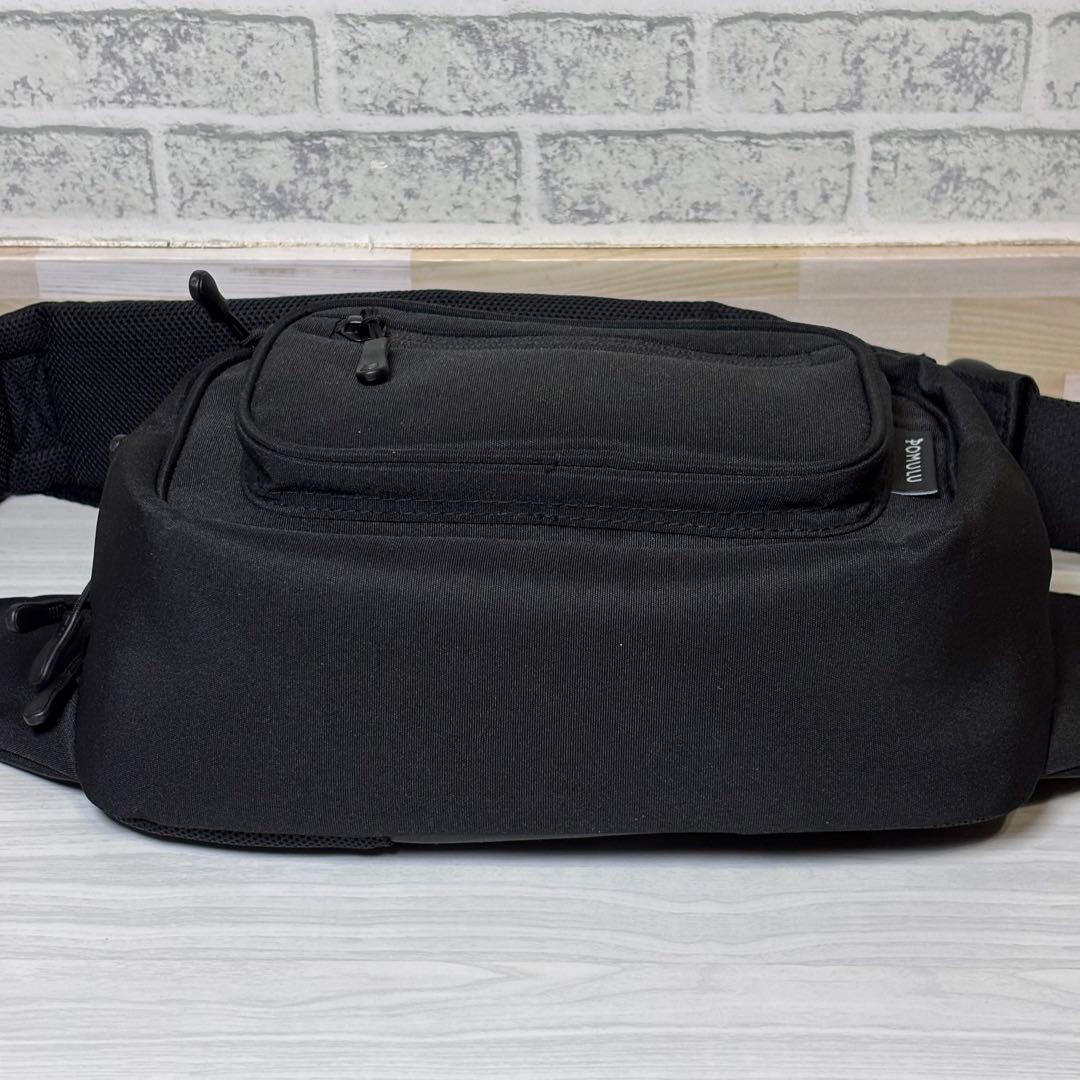 POMULU ポムル　ヒップシート　ショルダーバック　ブラック　黒　美品