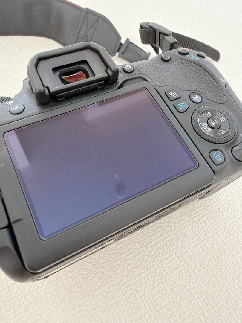 【美品】CANON EOS 9000D 一眼レフカメラ