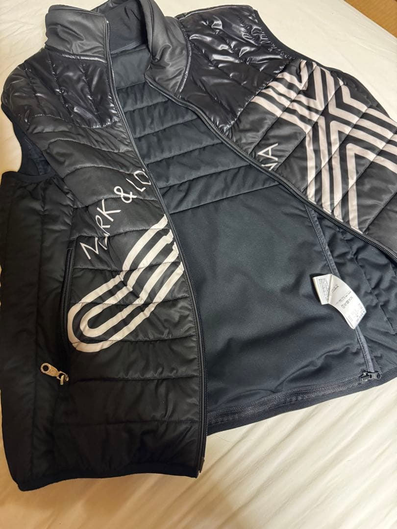 MARK & LONA ゴルフ ベスト ブラック