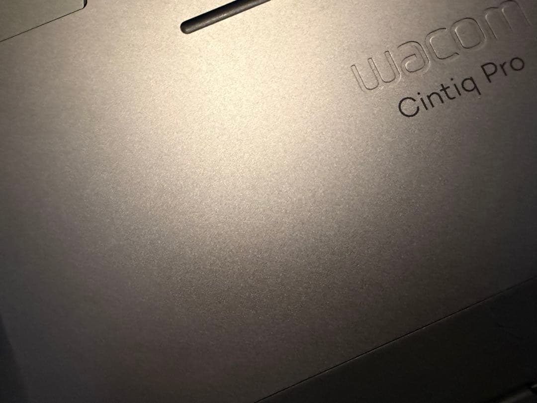 Wacom Cintiq pro16液晶ペンタブレット本体