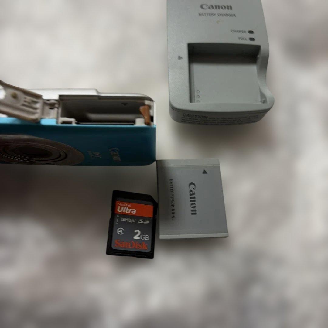 キャノン IXY DIGITAL 110 IS ブルー