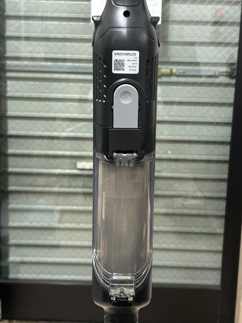 Shark シャーク　コードレススティッククリーナー　CS601JBK