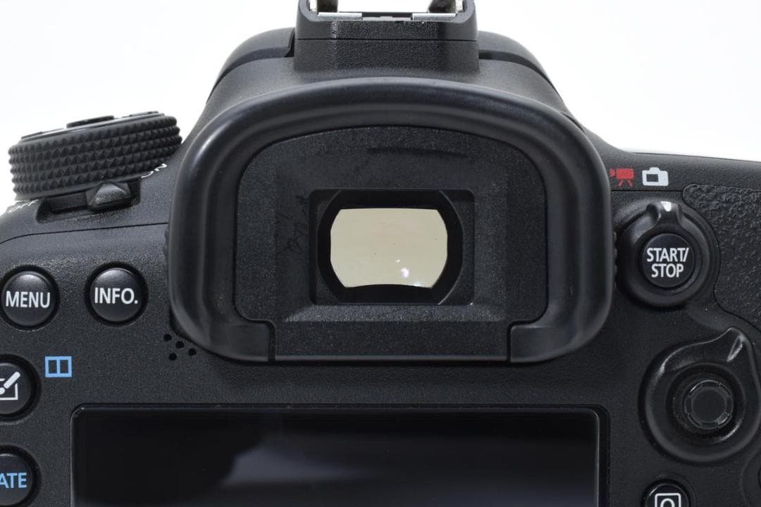 本格的な撮影にも✨Canon EOS 7D MARKII✨ダブルレンズセット