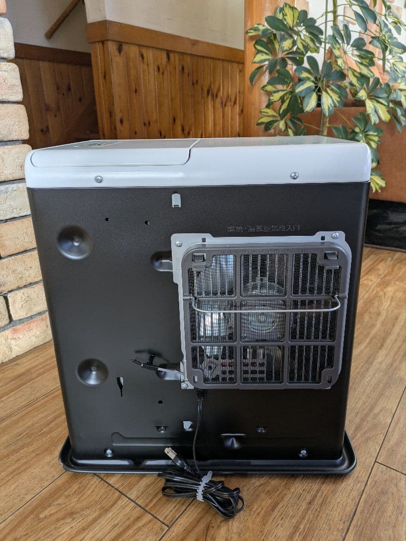 美品　ダイニチ　ファンヒーター　FW-3723GR　ホワイト&ブラック