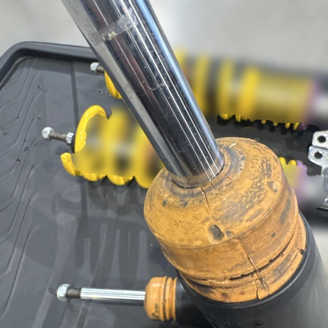  5シリーズツーリング用（F11）カーヴェー車高調KW・一応ジャンク品扱い