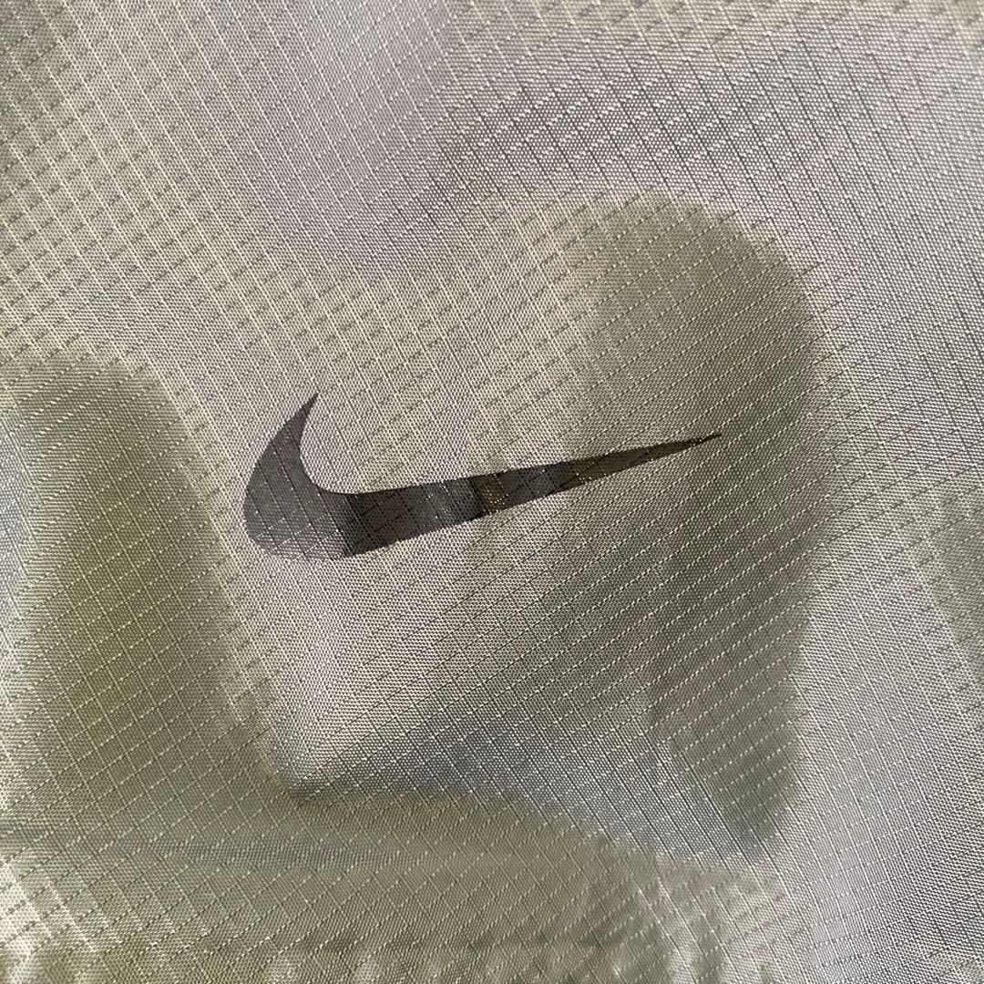 ブリストルNike フード付きナイロンジャケット Mサイズ