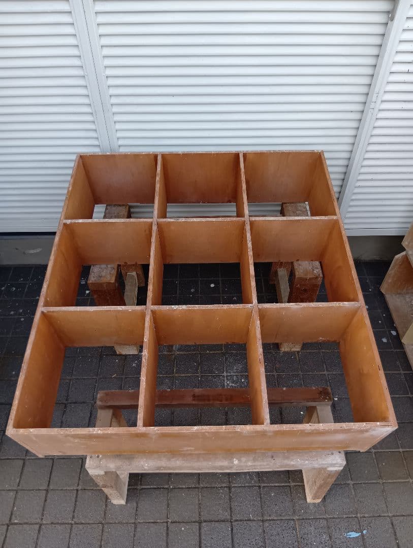 とまり木　レース鳩　マス目棚　鳩小屋　盆栽　苗木育成棚　工具棚　鳩道具　愛鳩の友