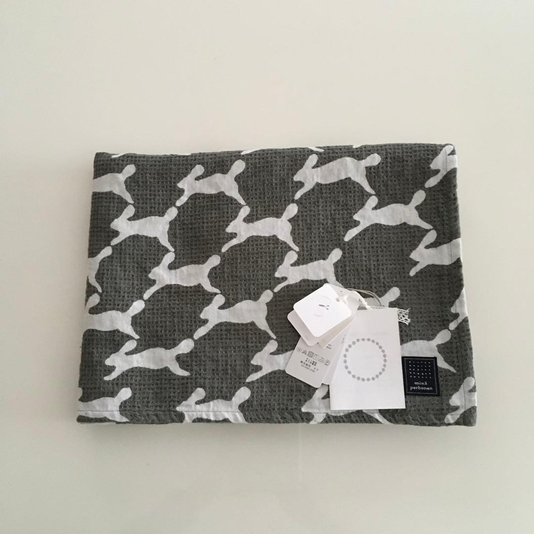 【希少】ミナペルホネン ブランケットコットン　run run run グレー