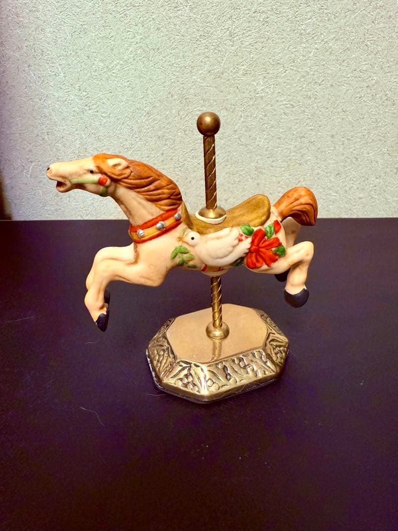 フランス　アンティーク　缶　メリーゴーランド　カルーセル　洋書　置物　本　貯金箱