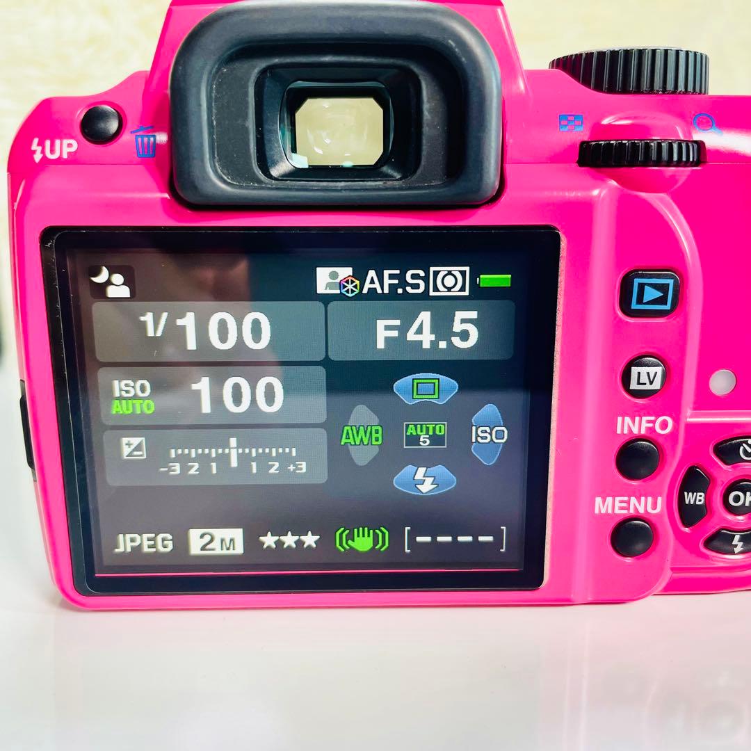 超美品　PENTAX K-r レンズキット　特注カラー　ピンク　グリーン