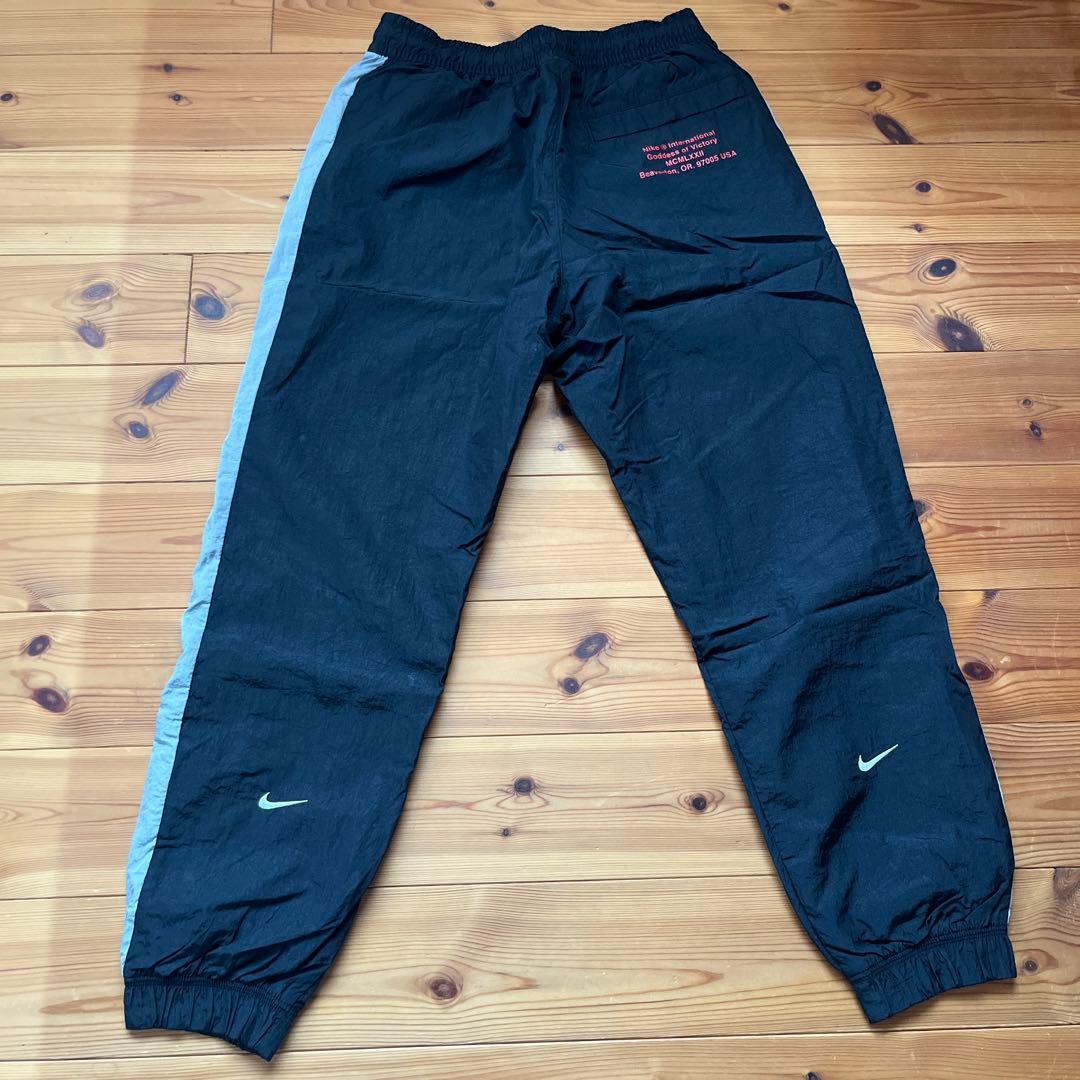 ユ*メ様 【1/10まで出品】NIKE 上下セット 黒　グレー　セットアップ　ナ