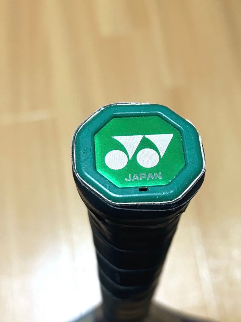 美品 ヨネックス　YONEX ASTREL 105 テニスラケット　G1E