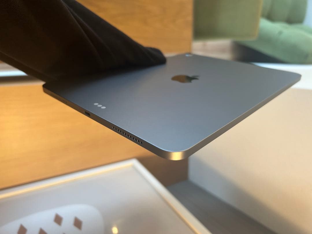 iPad Air (M3) 11インチ128GB Wi-Fi スペースグレー