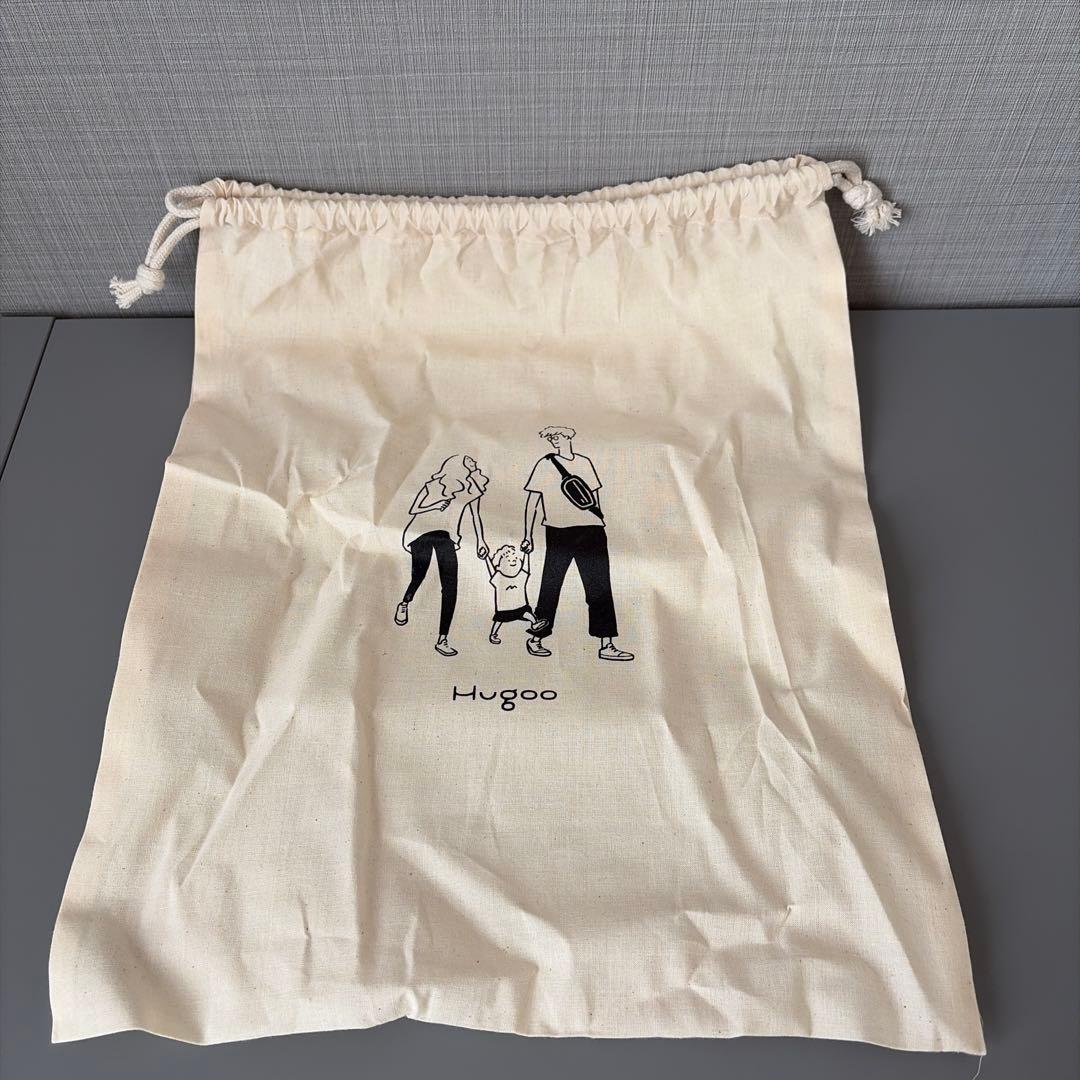 Hugoo ハグー　ヒップシート　ブラック　巾着&箱つき