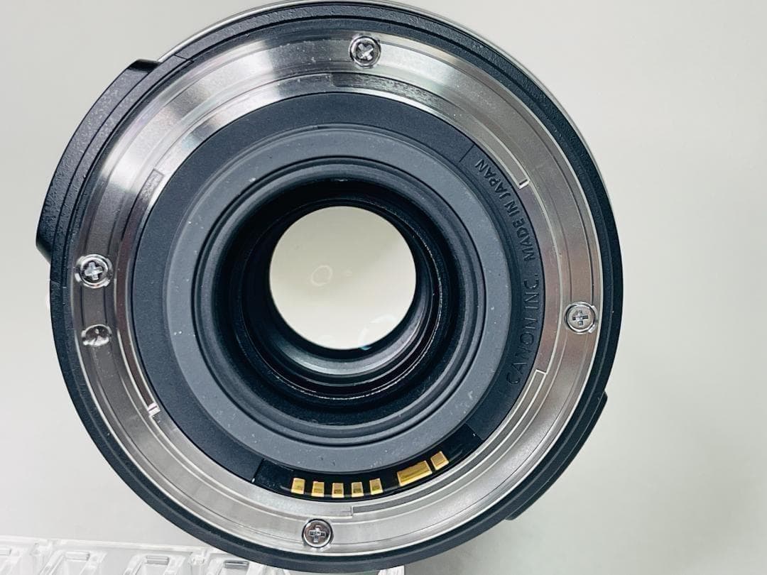 ★美品★Canon EF-S 18-200mm F3.5-5.6 IS キヤノン