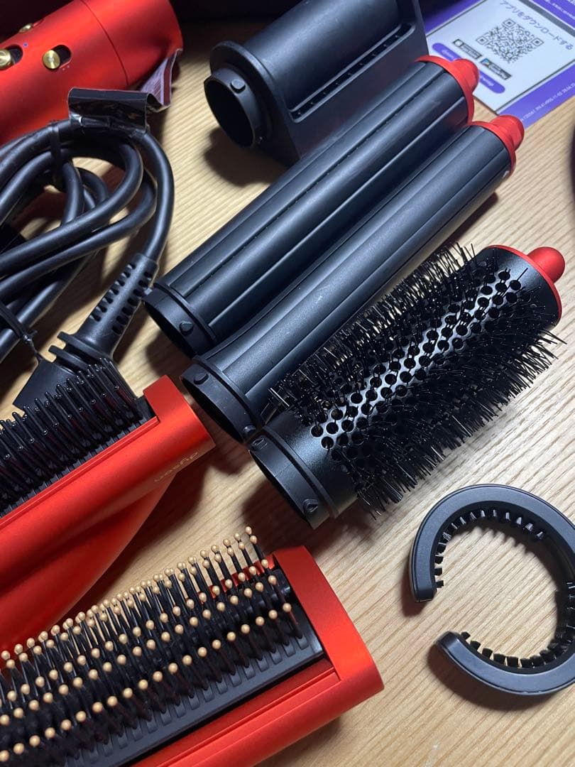 hs05 ヘアスタイラー　ドライヤー　Dyson マルチスタイラー