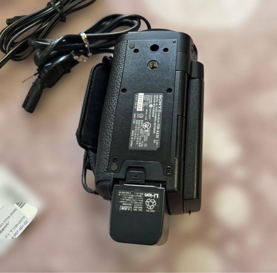 SONY FDR-AX30 4K ビデオカメラ　ハンディーカム　ハンディカム