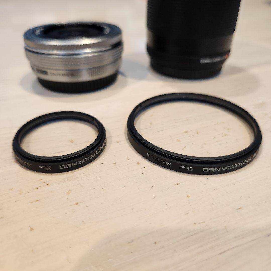 OLYMPUS OM-D E-M10 シャッター数 3257回