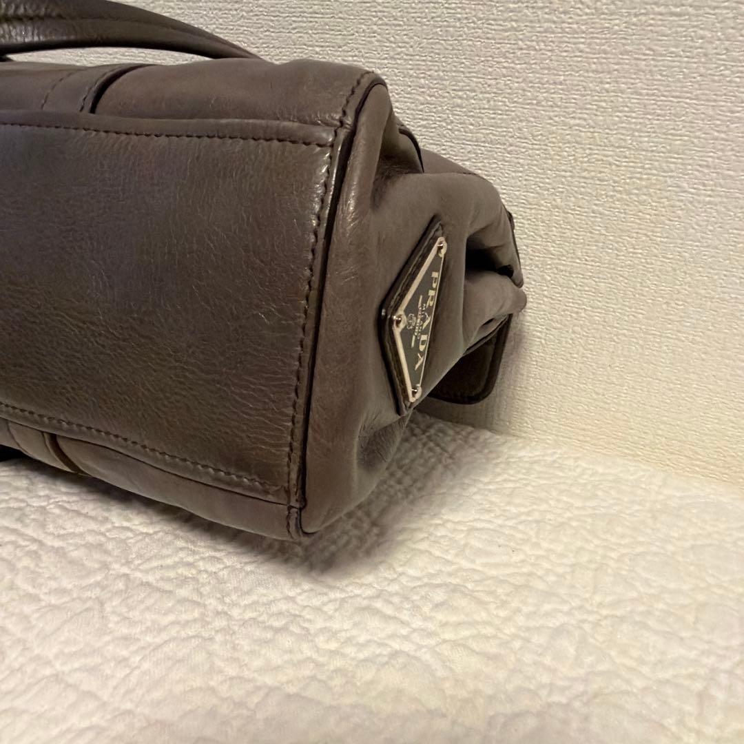 PRADA プラダレザーショルダーバックBR3274