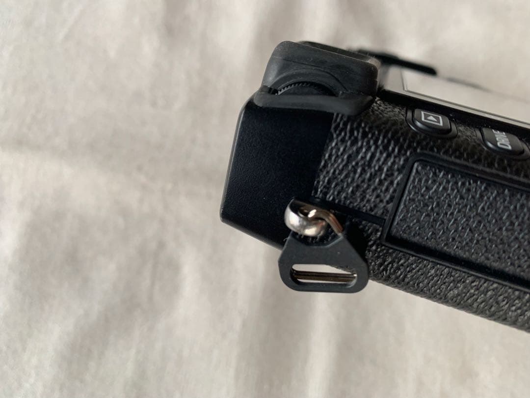 Fujifilm X-E1 ミラーレスカメラ 本体と付属品