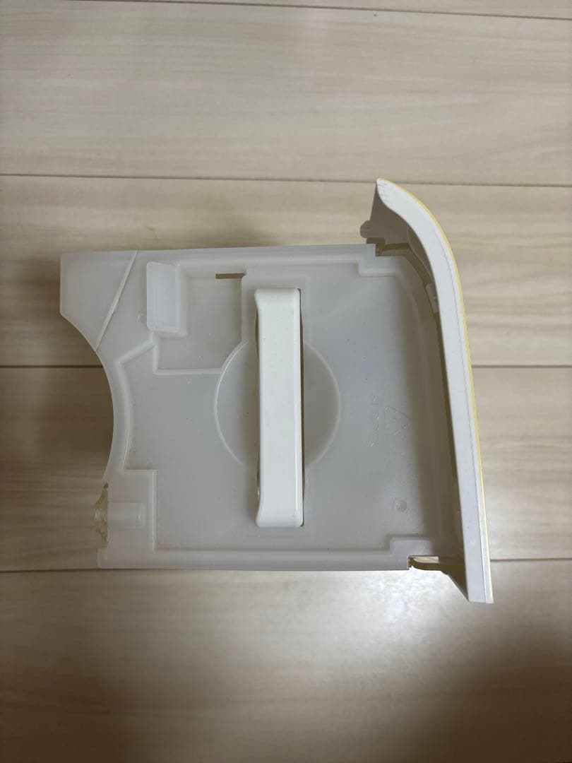 衣類除湿機　コンパクトクール　SHARP 除湿機